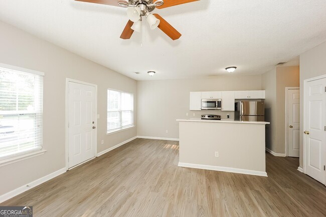 Foto del edificio - 5097 Windsor Forrest Ln