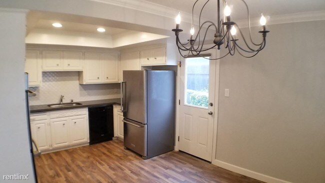 Building Photo - 3 br, 2 bath House - 3177 Julio Ave