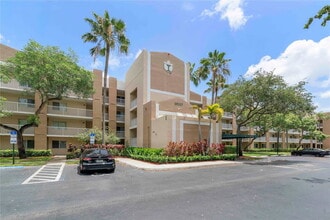 Building Photo - 9537 Weldon Cir