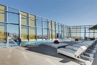 Building Photo - 3722 S Las Vegas Blvd