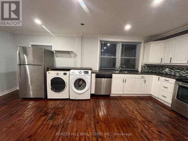 Photo du bâtiment - 1396 Leighland Rd