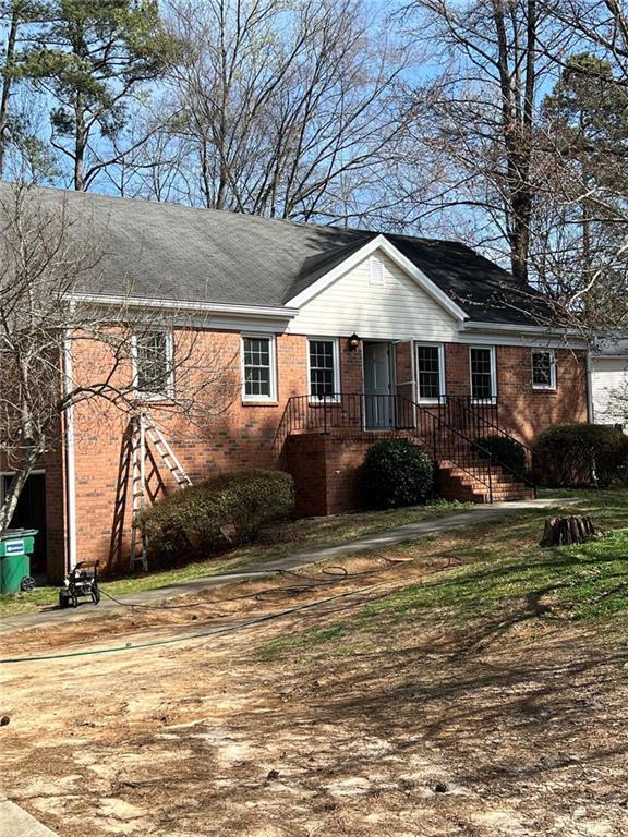 Primary Photo - 5659 Whispering Pines Cir SW