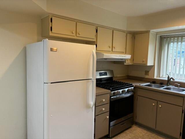Building Photo - 2716 Hawks Ave