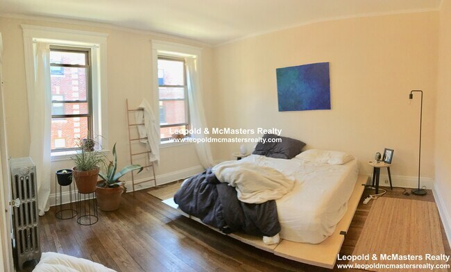 Foto del edificio - 100 Longwood Ave