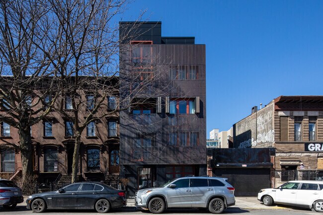 Building Photo - 538 Washington Ave