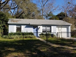 Building Photo - 10950 Barrett St