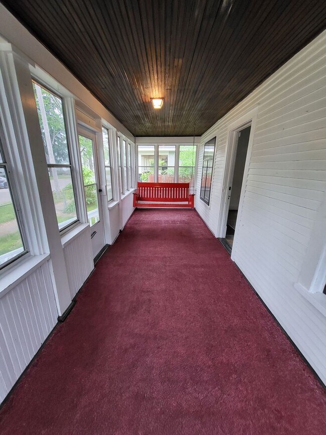 Foto del edificio - 2 bedroom, 1 bath house