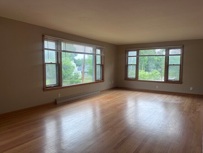 Foto del edificio - 7009 W Lloyd St