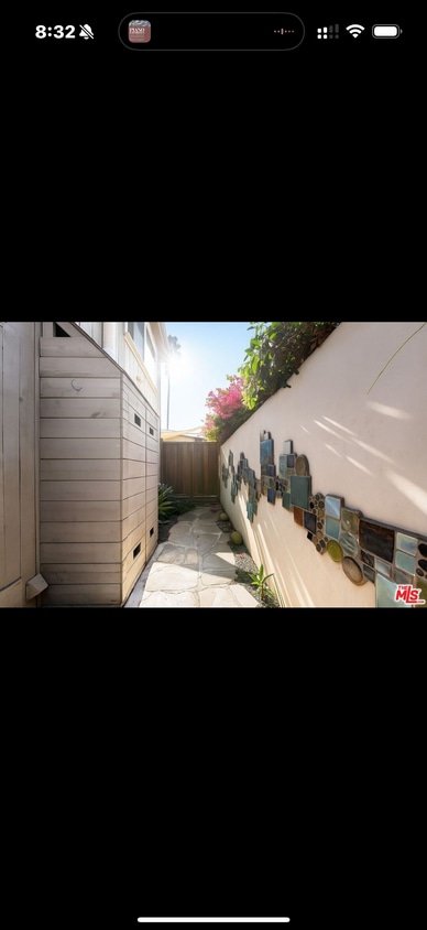 Foto principal - 643 Santa Clara Ave