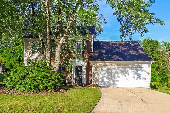 Building Photo - 4204 Hounds Run Dr
