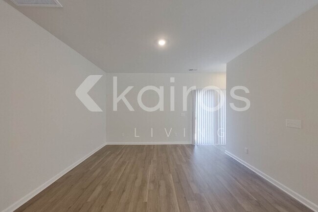 Foto del edificio - 2431 Banyan Cir