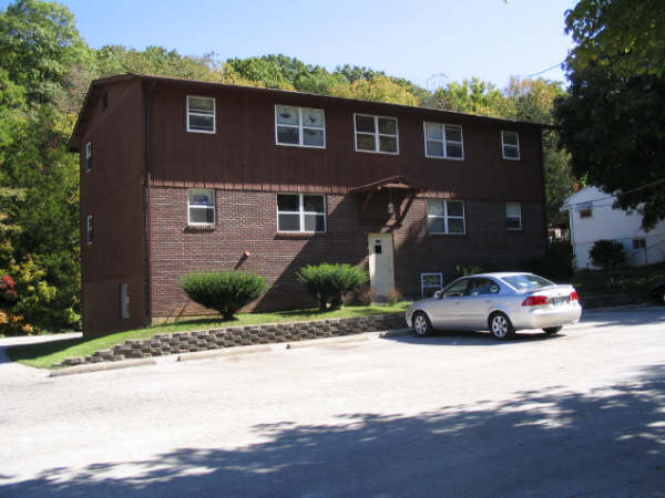Building Photo - 2126 Linnus Drive