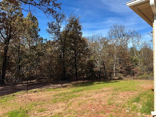 Building Photo - 16950 Lantana Loop