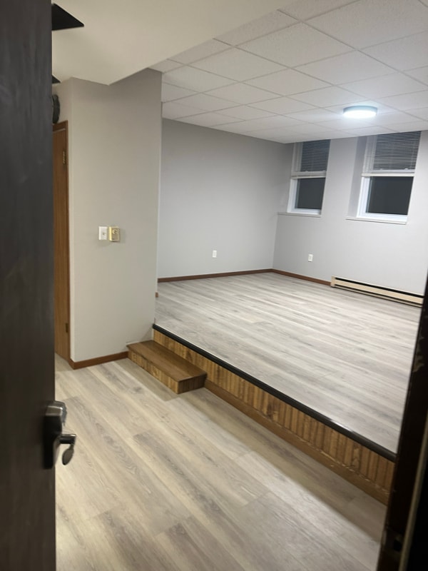 Building Photo - 16 N Hill St