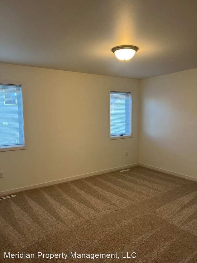 Building Photo - 3 br, 2.5 bath House - 7338 28th St S