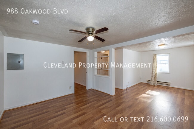 Building Photo - 988 Oakwood Blvd