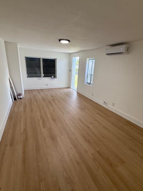 Primary Photo - 1123 N 17th Ct