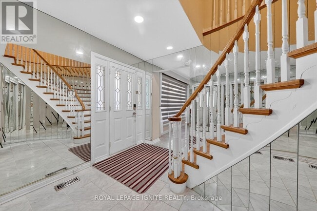 Building Photo - 2537 Annelyn Ct