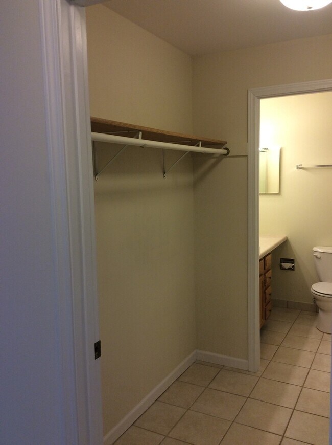 Foto del edificio - 5820 Oakwood Dr