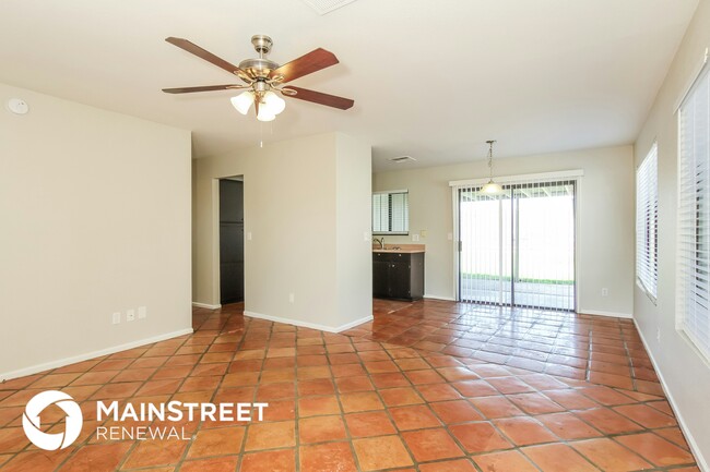 Foto del edificio - 3190 W Williams Dr