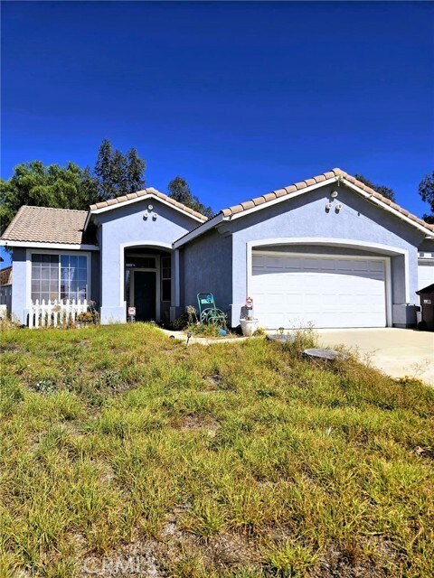 Building Photo - 25212 Hemlock Ave
