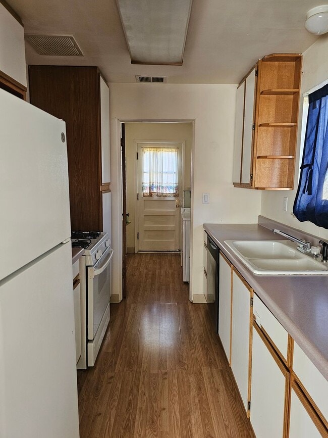Foto del edificio - 1535 Hot Springs Ave