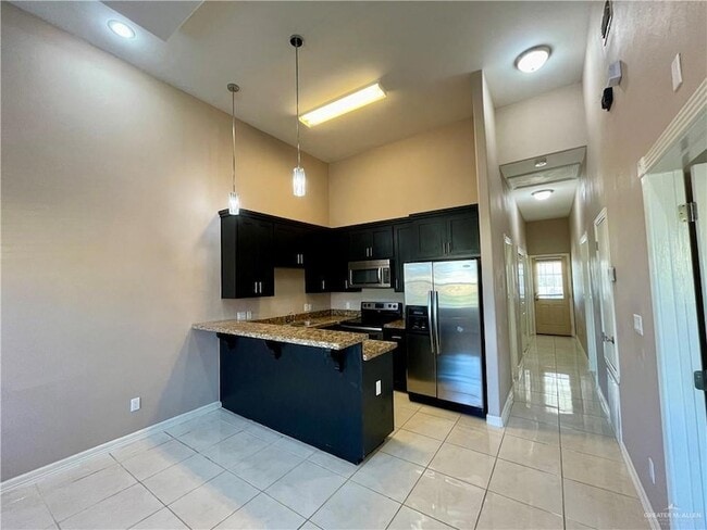 Building Photo - 3120 Regal Dr