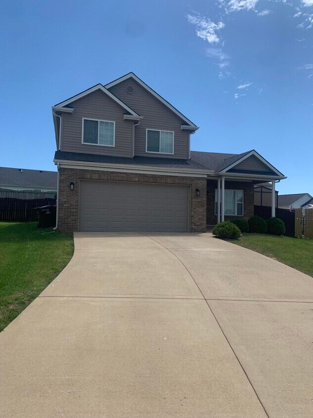 205 Lake Forest Dr, KY 40324 House Rental in