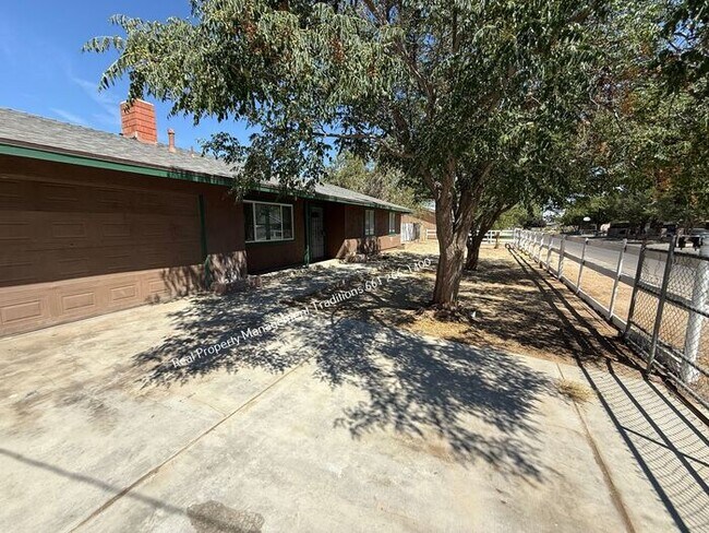 Foto del edificio - Modern Ranch Home