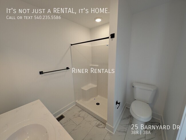 Foto del edificio - 25 Barnyard Dr