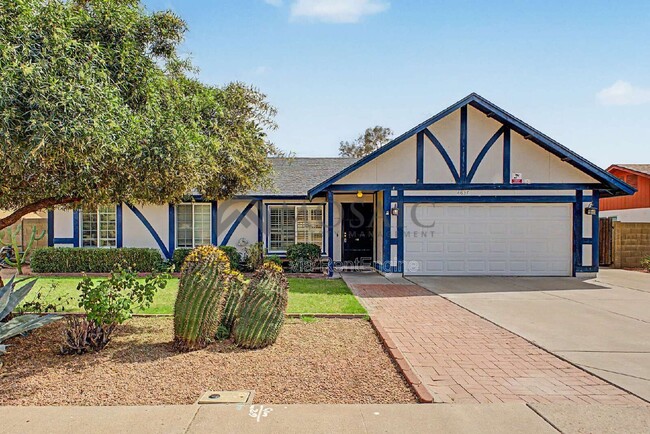 Building Photo - 4837 E Encanto St