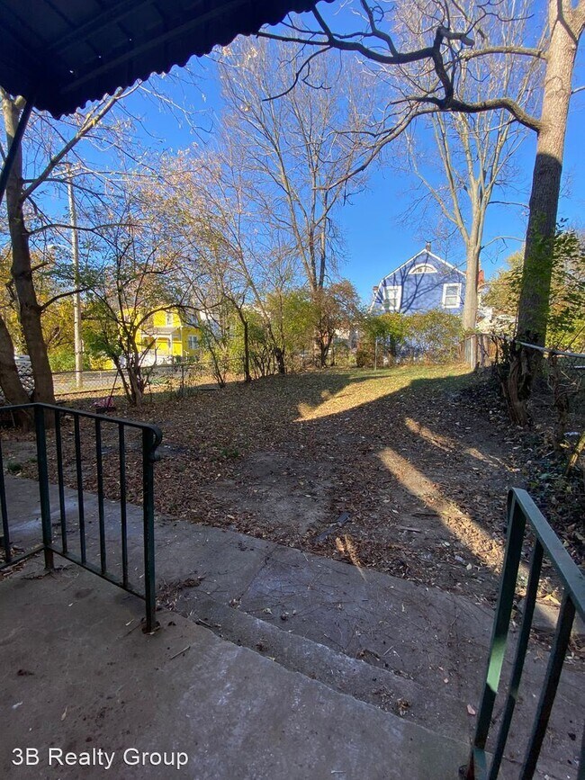 Building Photo - 5 br, 2 bath House - 3454 Price Ave.