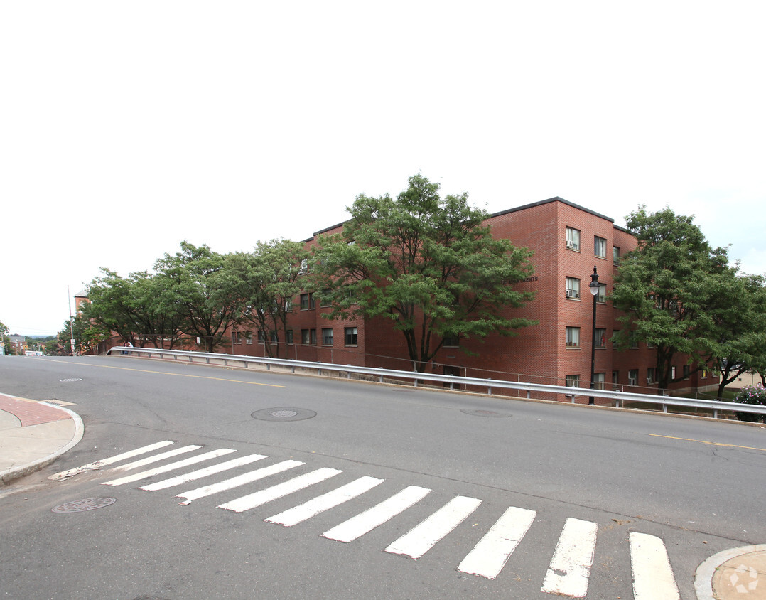 Building Photo - Burritt School Apartments