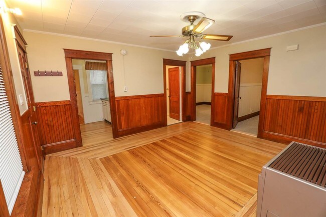 Foto del edificio - 720 Hevey St