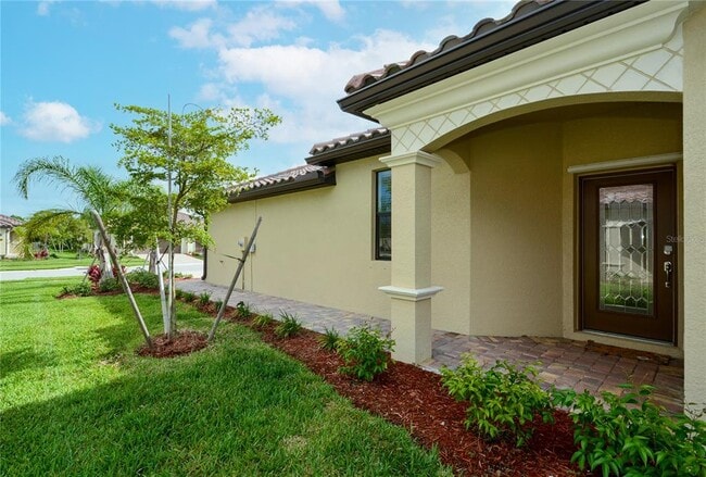 Building Photo - 12416 Amica Loop