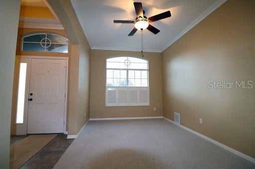 Foto del edificio - 1721 Crown Hill Blvd