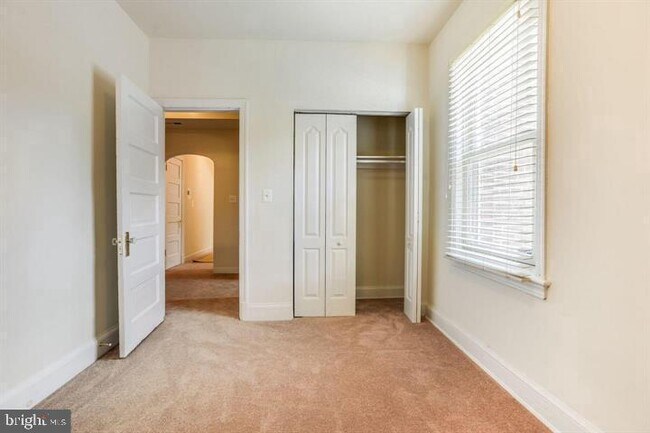 Building Photo - 965 Randolph St NW