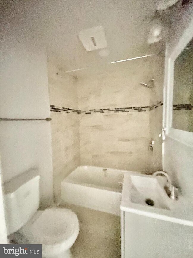 Foto del edificio - 5325 W Stiles St