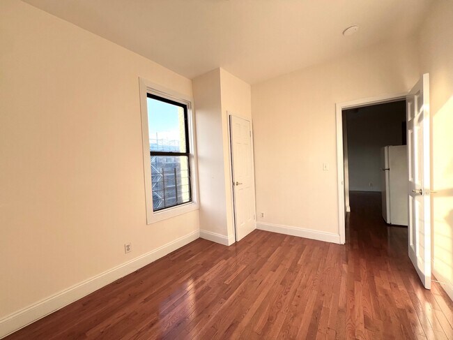 Foto del edificio - 101 Audubon Ave