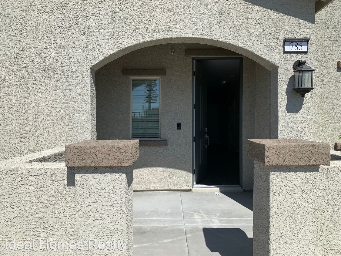 Building Photo - 3 br, 2.5 bath Apartment - 785 Clouded Valley