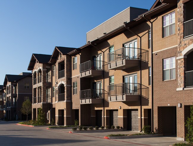 Sevona Avion Apartments Fort Worth Tx Building Photo Sevona Avion