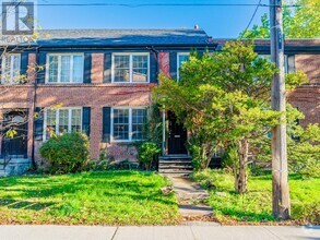 Building Photo - 32 Oxton Ave