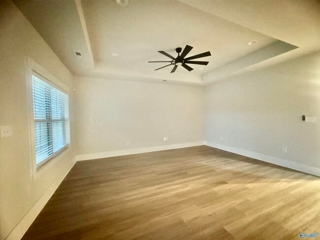 Foto del edificio - 9133 Monteagle Blvd SE