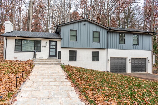 Foto del edificio - 1704 Inglewood Dr
