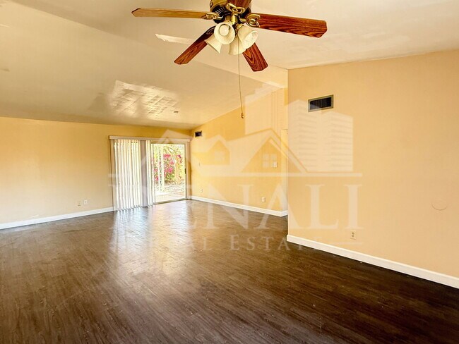 Foto del edificio - 5123 W Carol Ave