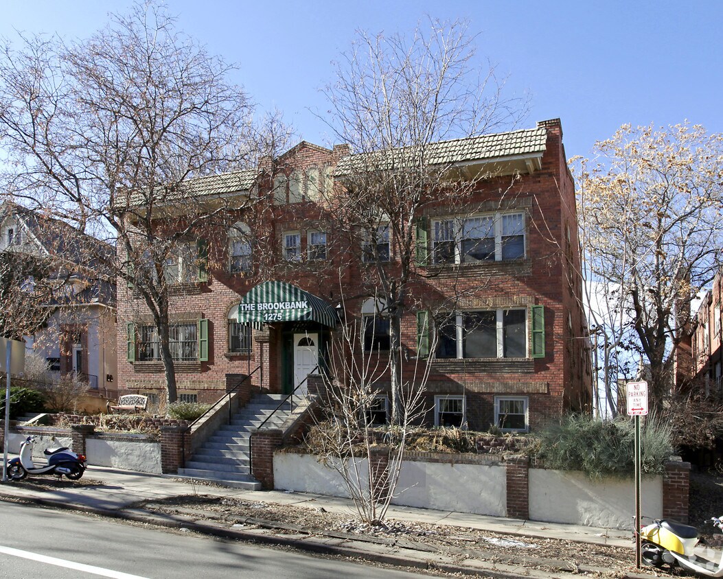 Building Photo - Brookbank