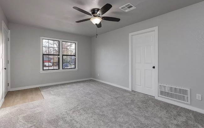 Building Photo - Newly Remodeled 3 Bed next to OU Medical!
