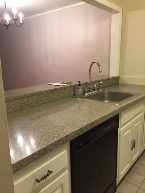 Building Photo - 35 Berlin St