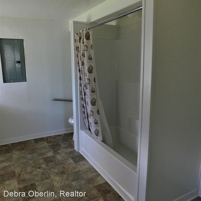 Building Photo - 2 br, 2.5 bath House - 13518 NE 178th Terr