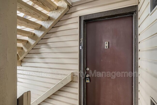 Building Photo - 3529 S Fairplay Way